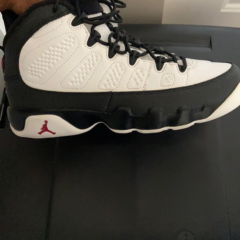 Jordan 9 Space Jam. In great condition only worn 3x!